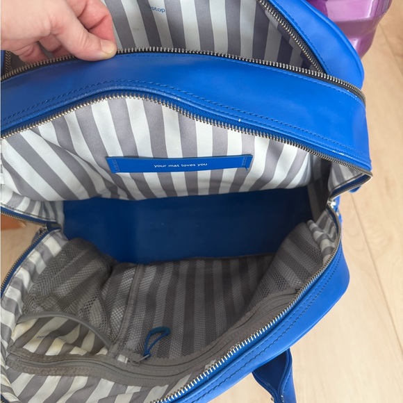 lululemon athletica Bright Blue Dome Tote - Picture 4 of 5